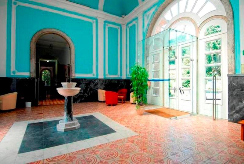 Готель Inatel Entre-Os-Rios Portela  Екстер'єр фото