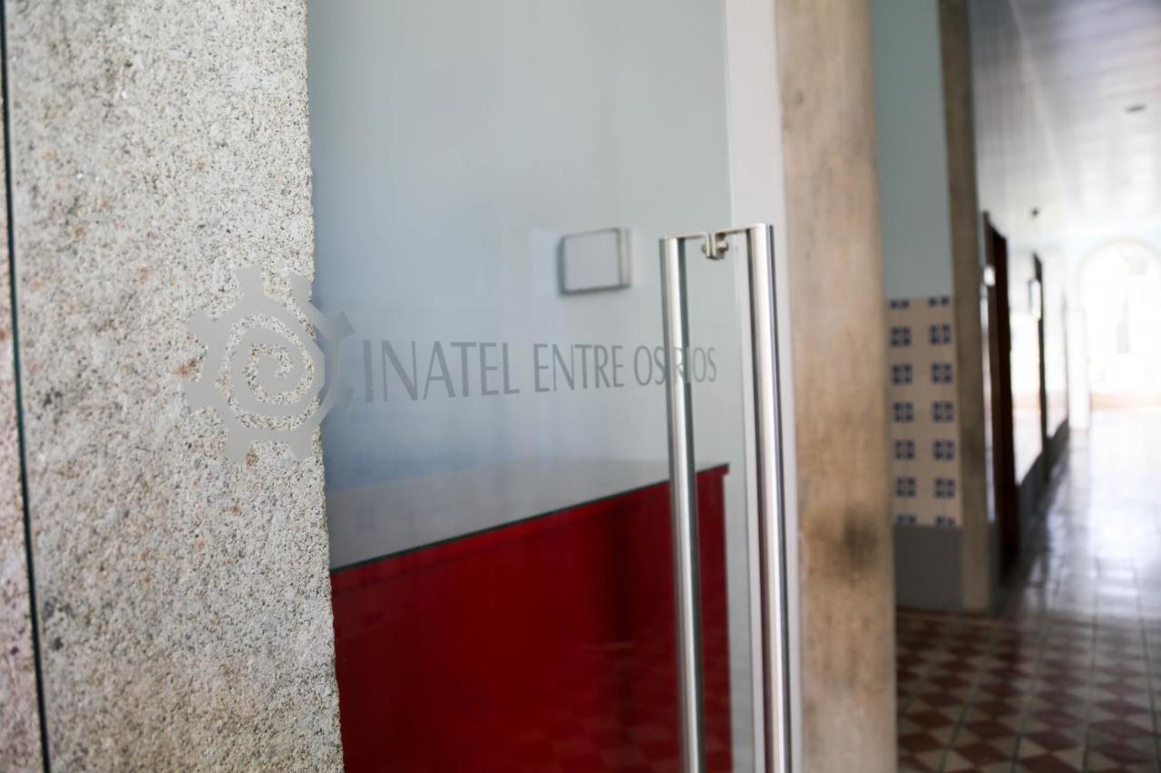 Готель Inatel Entre-Os-Rios Portela  Екстер'єр фото